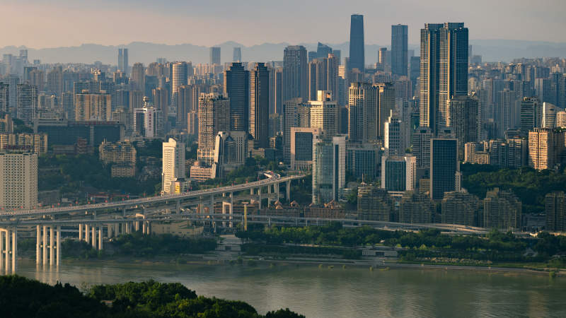 城市天际线全景图片