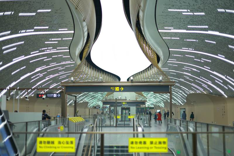 現代地鐵站設計圖片