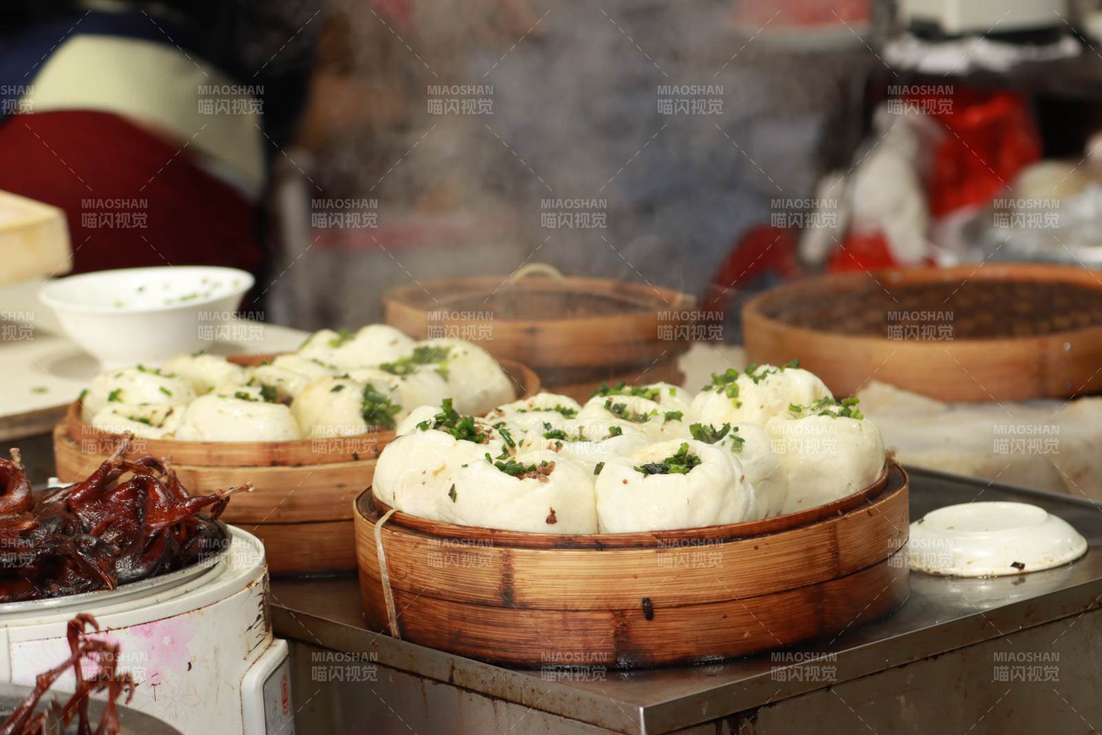 绍兴安昌古镇热腾腾的蒸包子图片