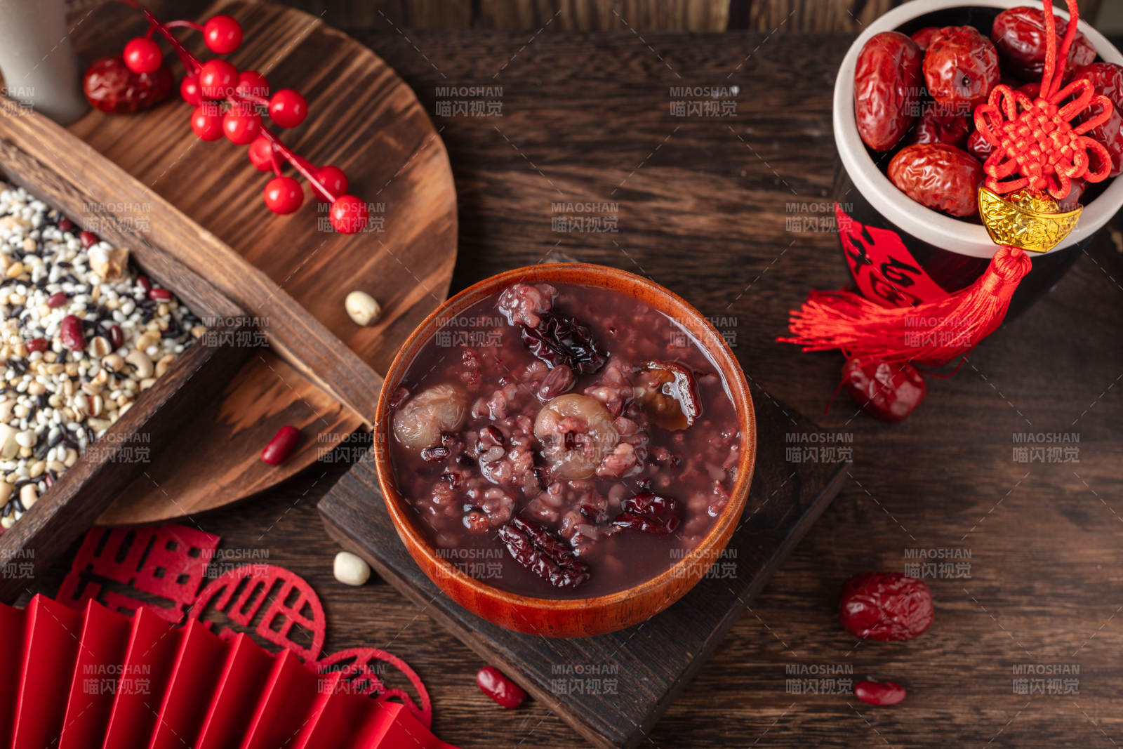 腊八粥迎新春图片