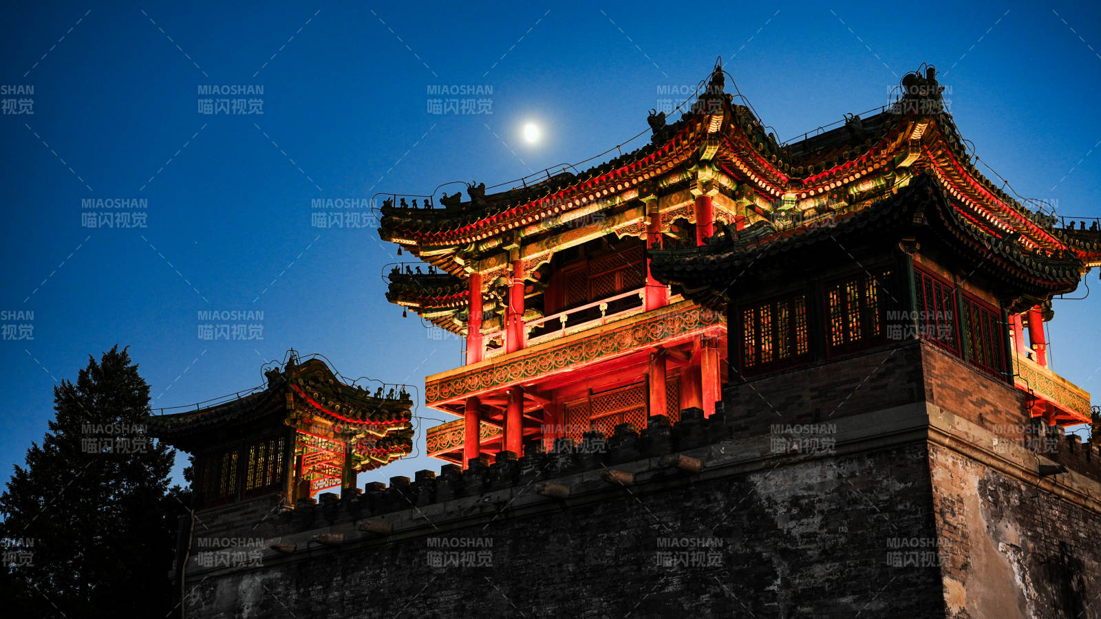 月下颐和园文昌阁夜景图片