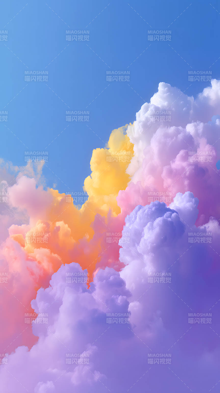 梦幻彩云漂浮蓝天之上图片