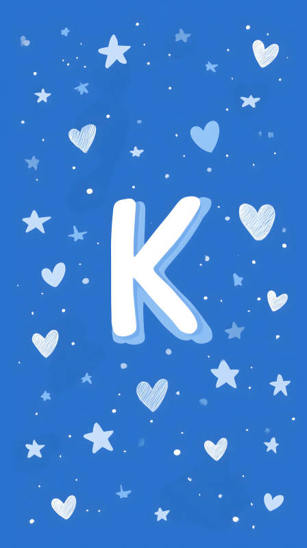 蓝色背景上的字母K和爱心星星图片