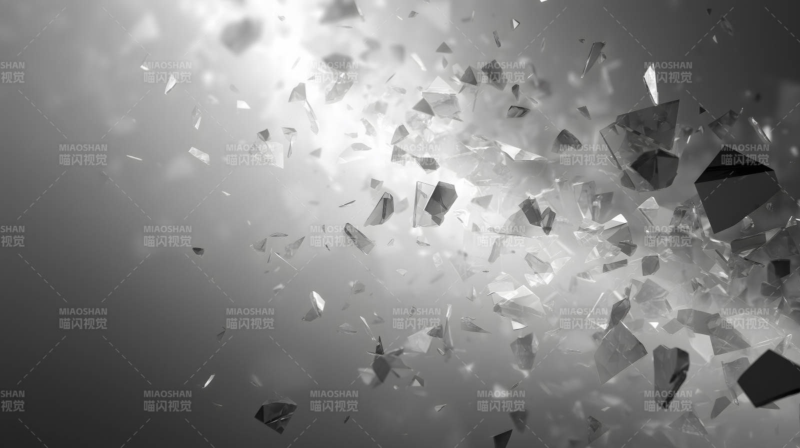 破碎的玻璃碎片四散飞扬图片