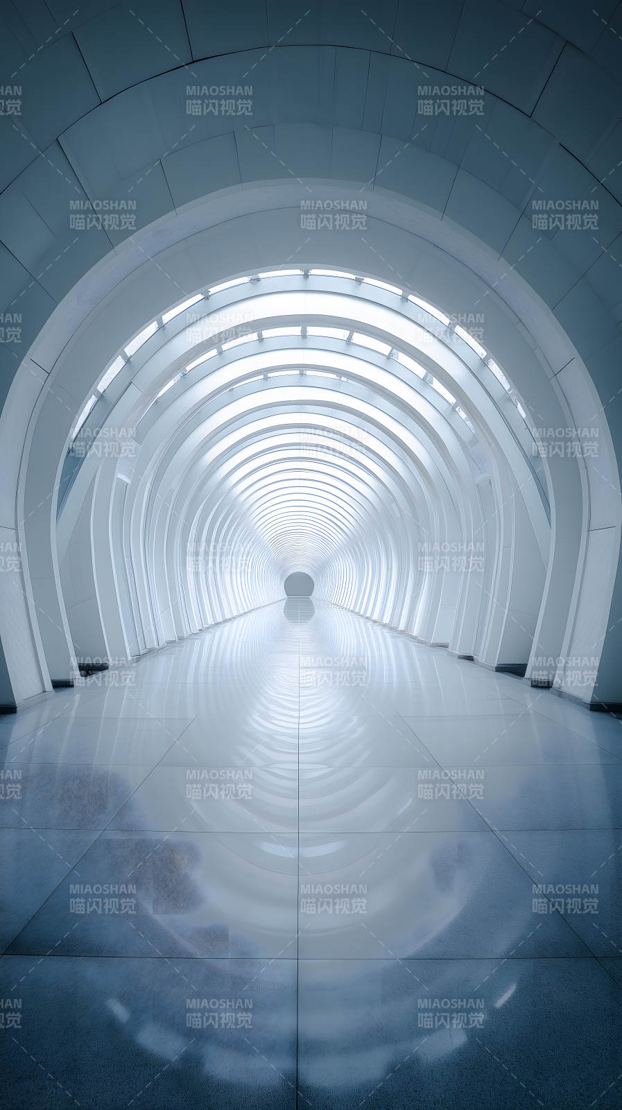 未来感十足的环形走廊图片