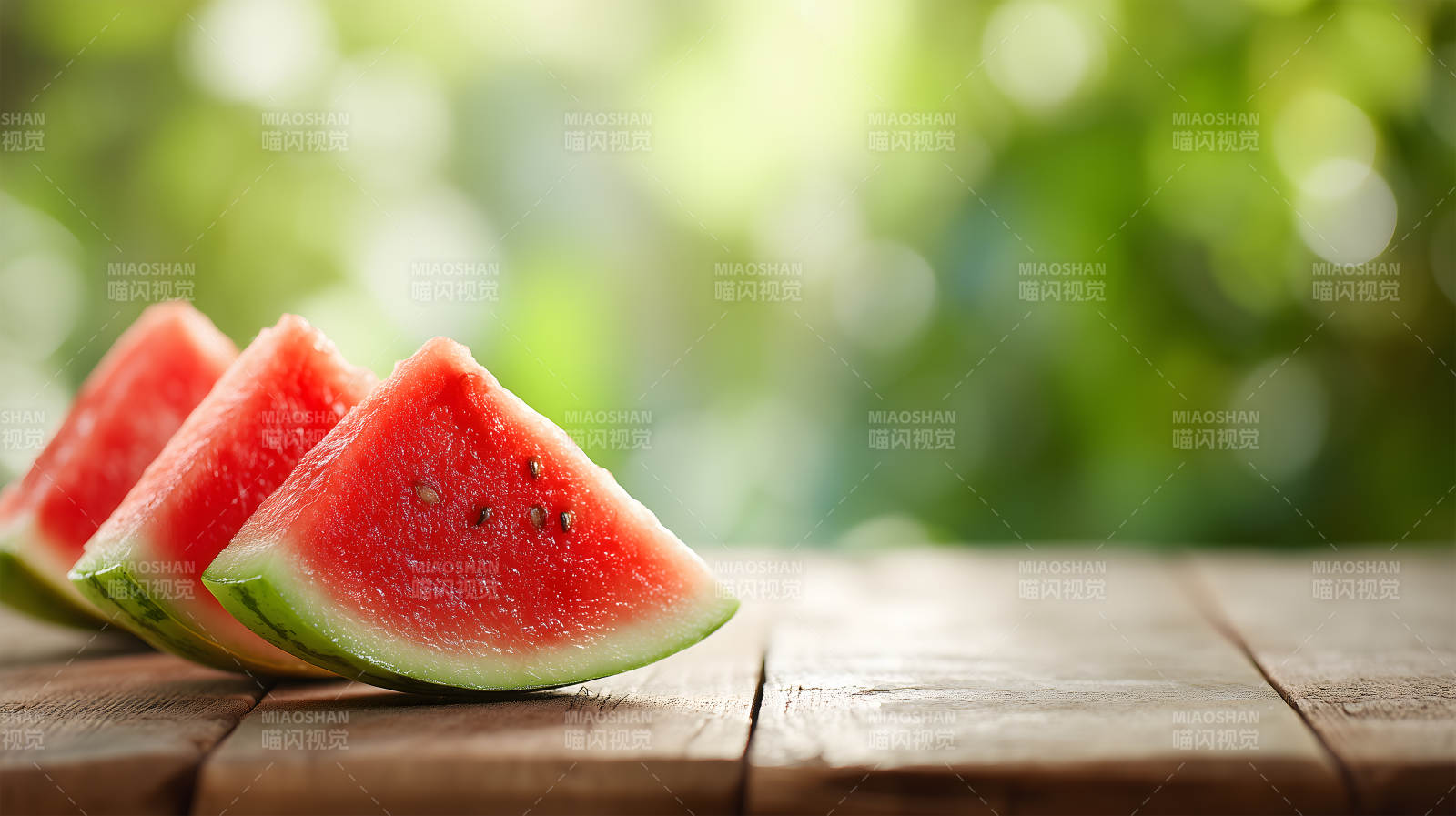 夏日西瓜桌景清新诱人图片