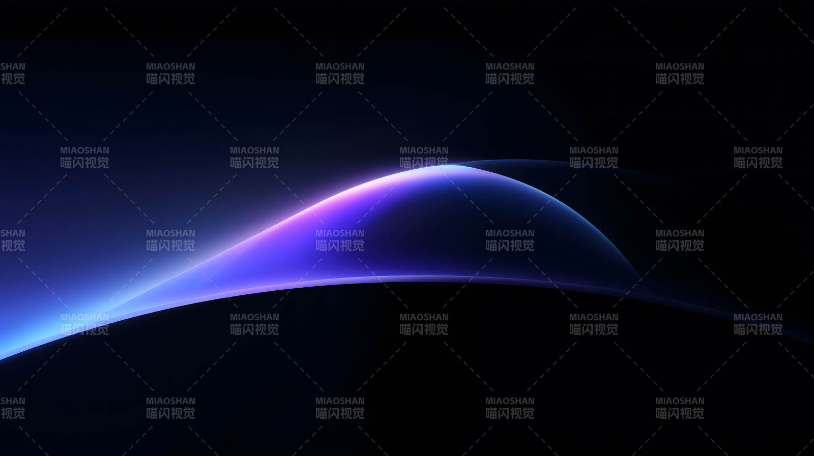 深邃夜幕下的蓝色光晕图片