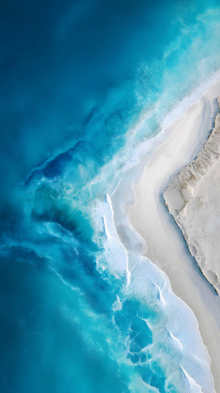 海滩与碧海的交汇图片