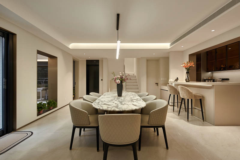 现代简约餐厅设计图片