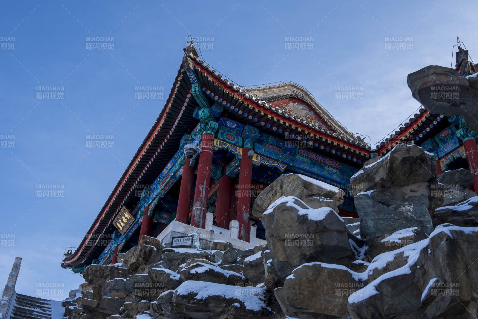 颐和园南湖岛雪后涵虚堂图片