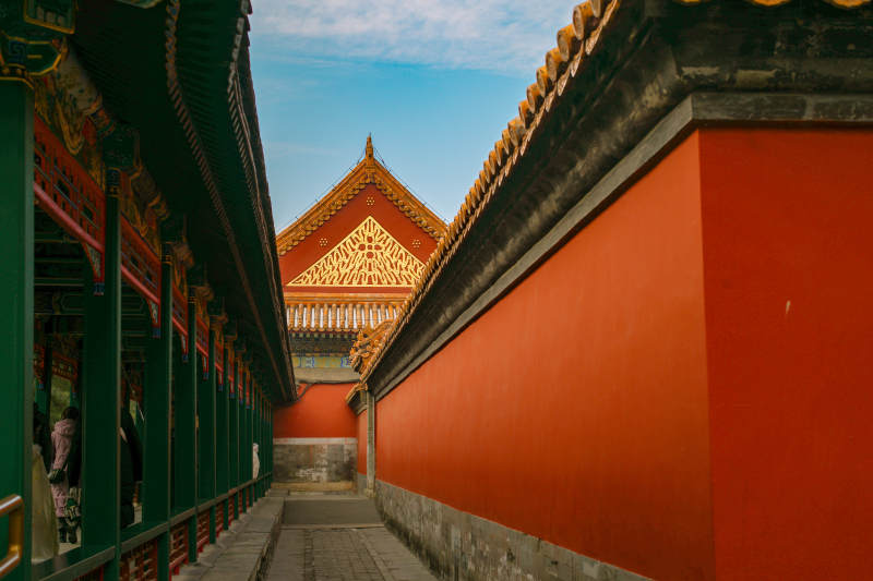 颐和园红墙廊道图片