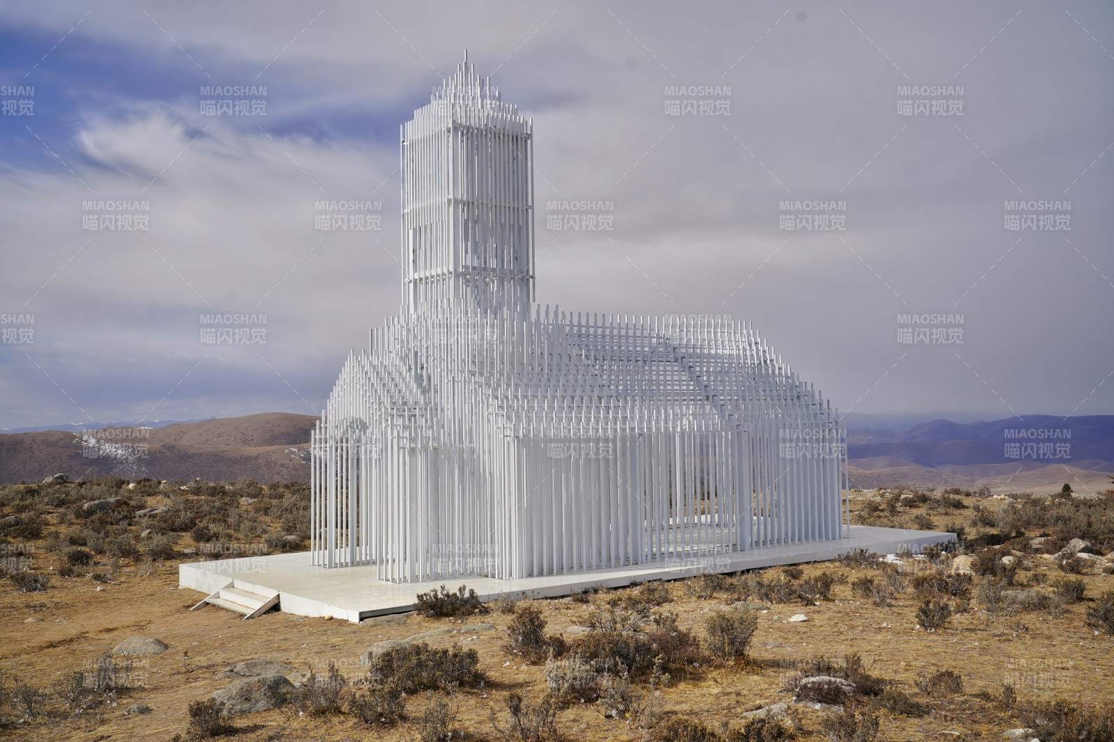 斯丁措的白色教堂图片