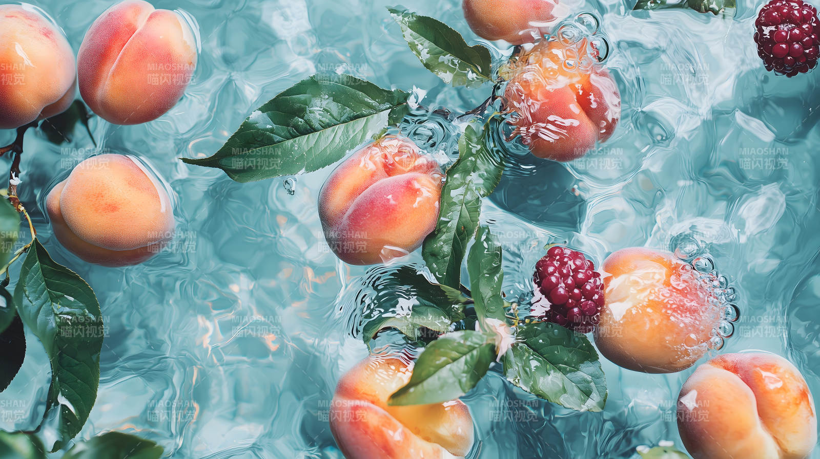 水漾蜜桃的清凉一夏图片