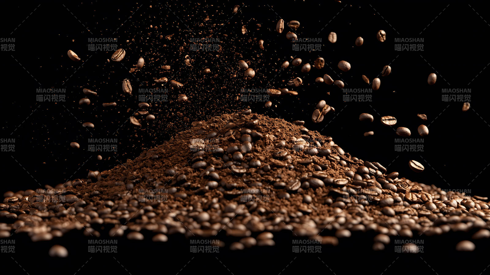 咖啡豆的华丽飞舞图片