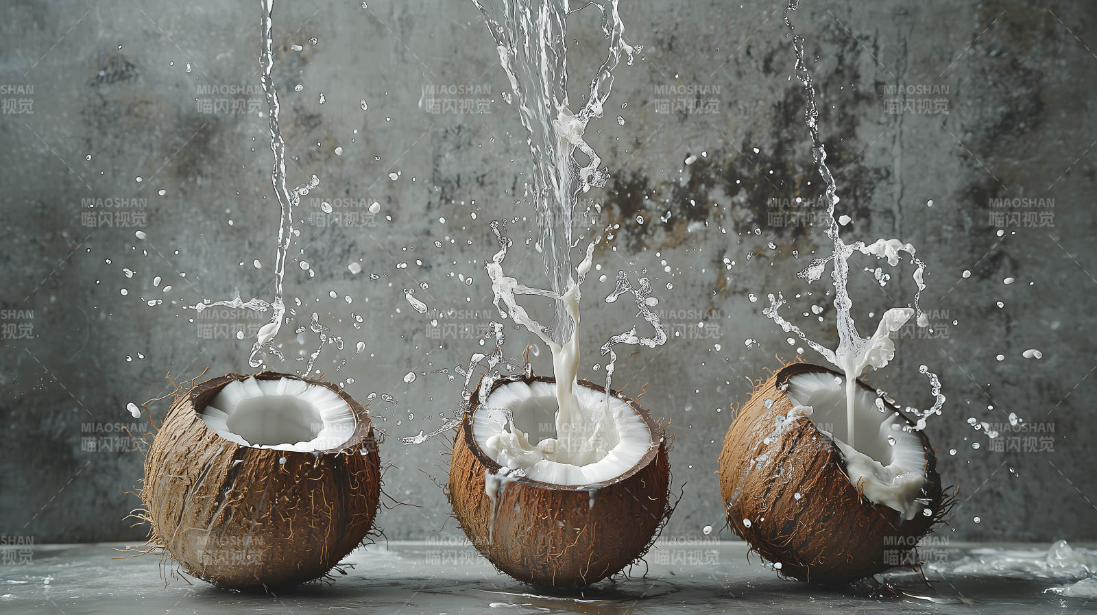水花四溅的椰香诱惑图片