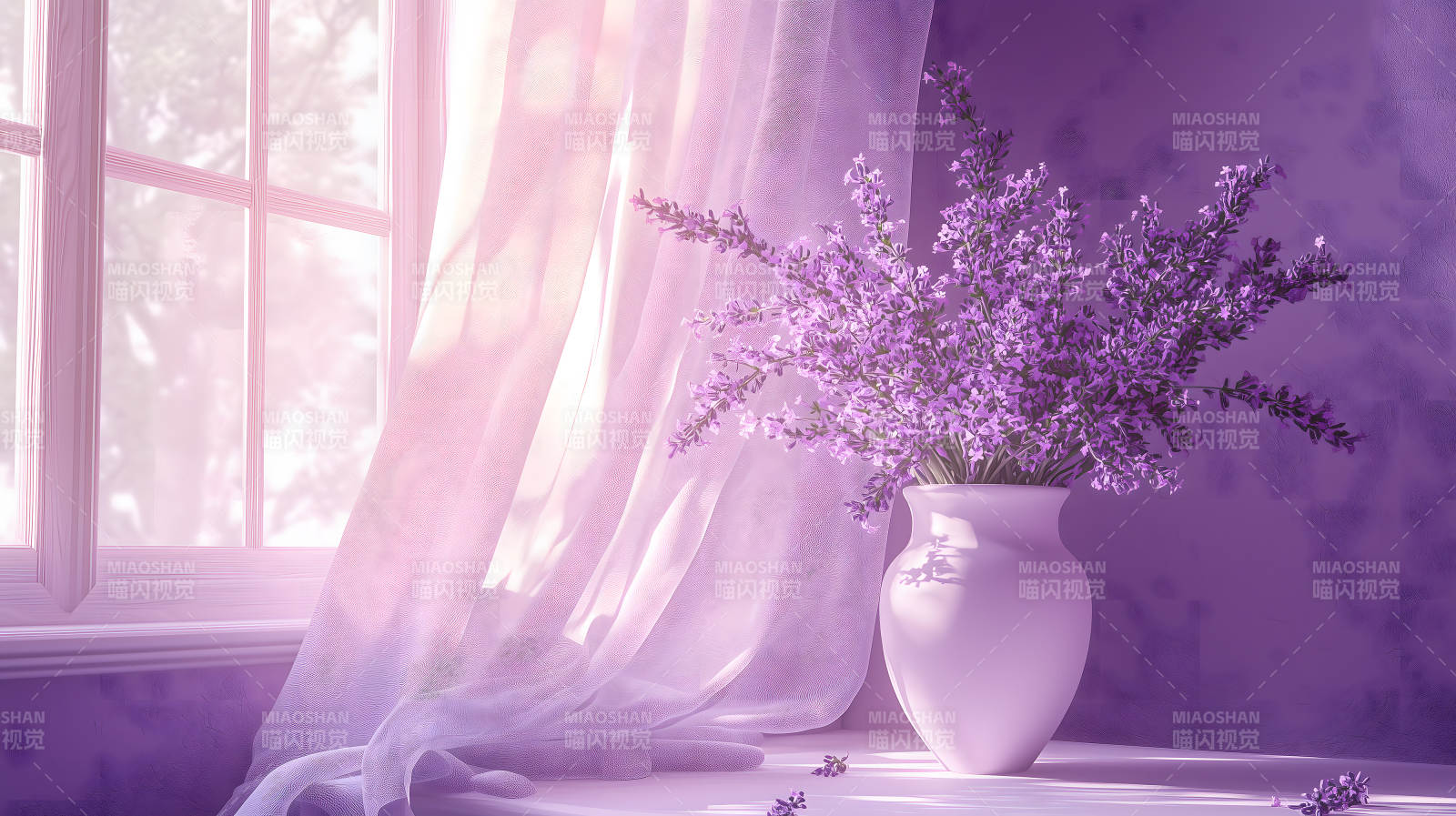 窗边薰衣草瓶图片