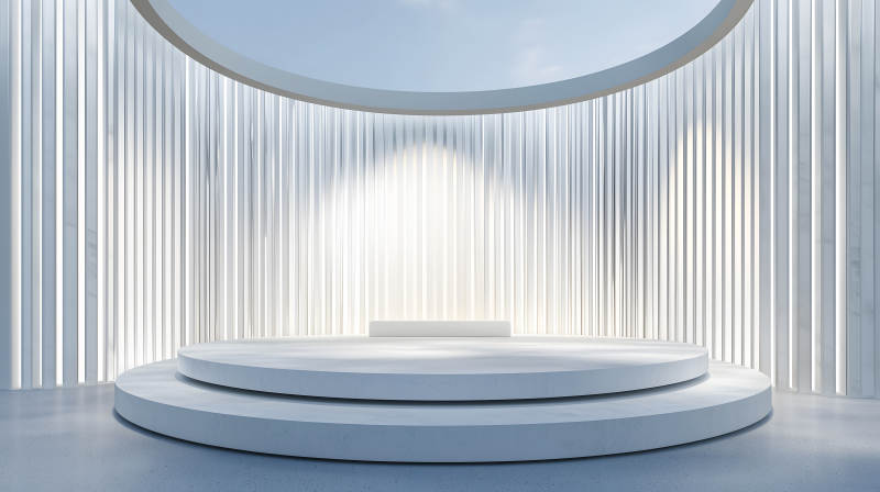 白色竖条纹空间内的圆形白色展示台图片
