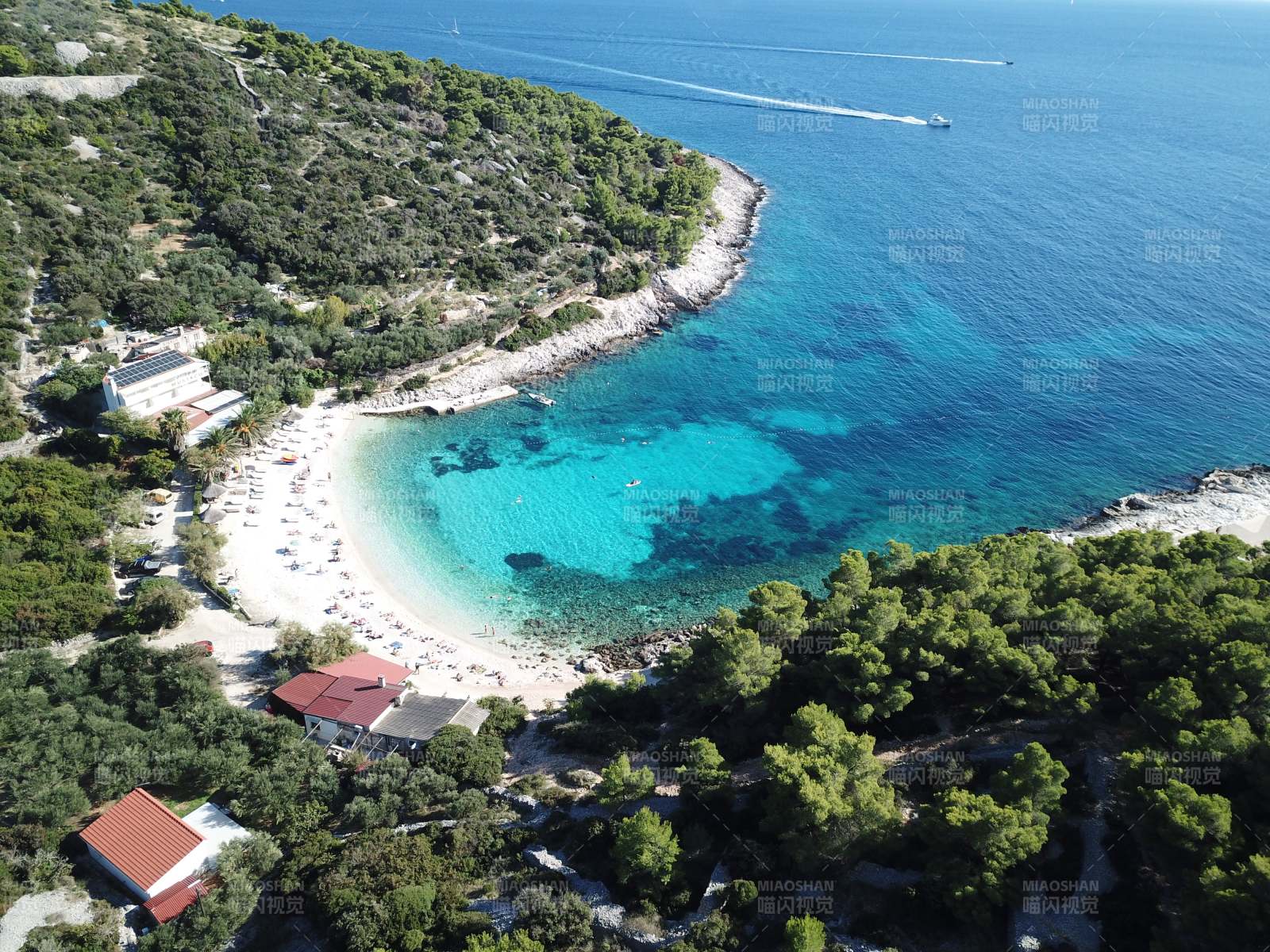 克罗地亚 碧海白沙美景图片