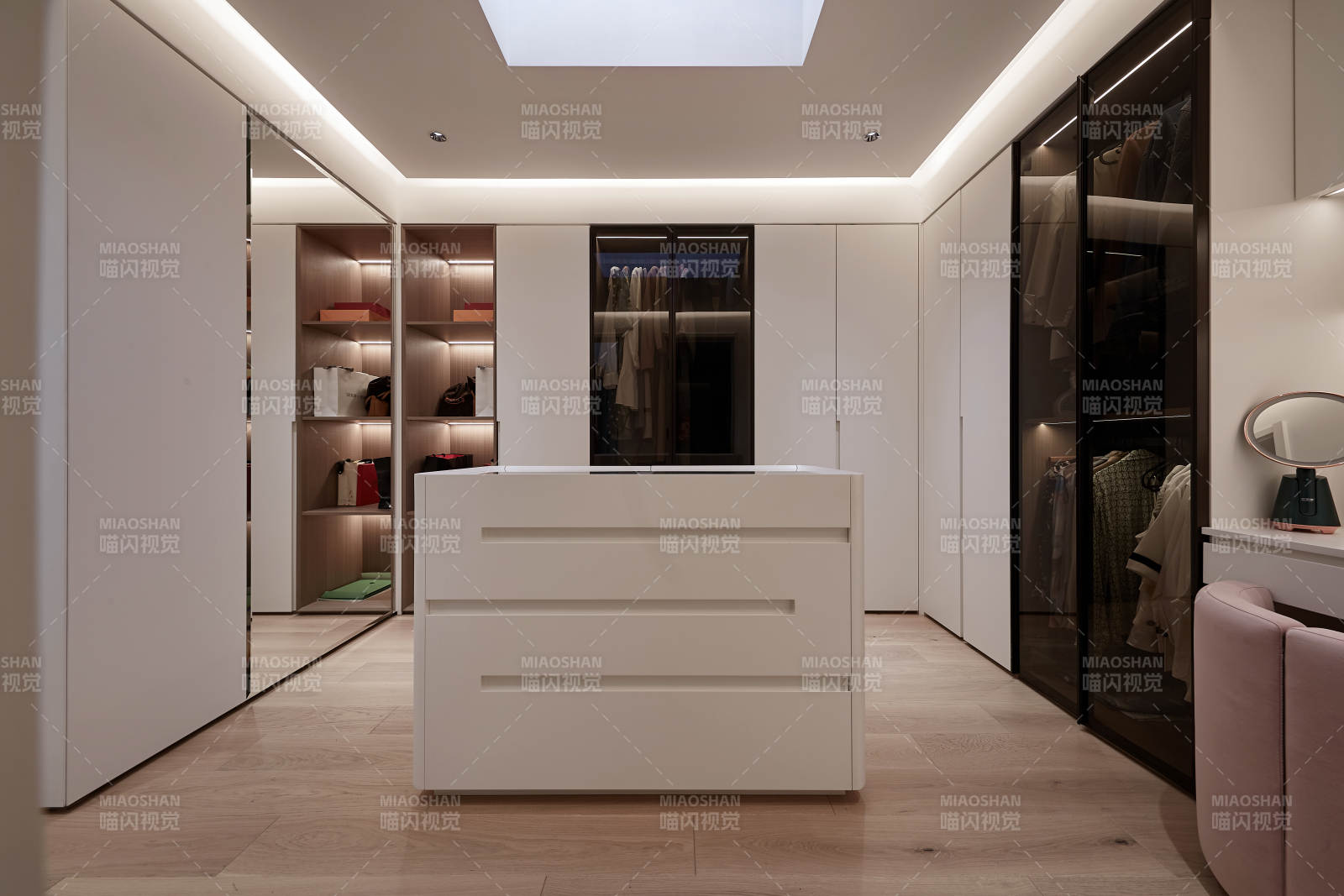 现代简约衣帽间图片