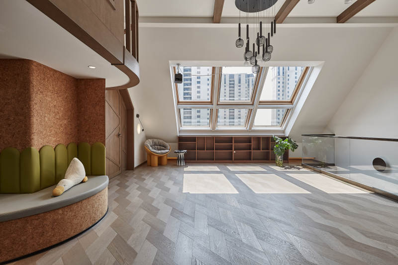 现代阁楼客厅设计图片