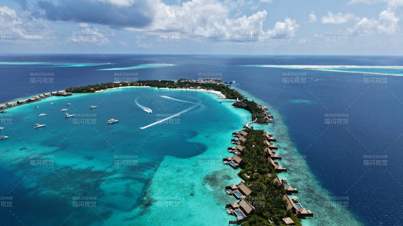 马尔代夫碧海蓝天度假岛图片