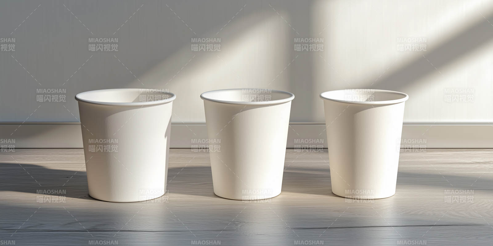 三种尺寸的纸杯图片