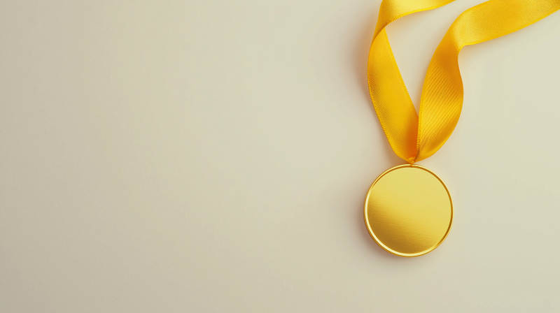 金色奖牌闪耀光芒图片