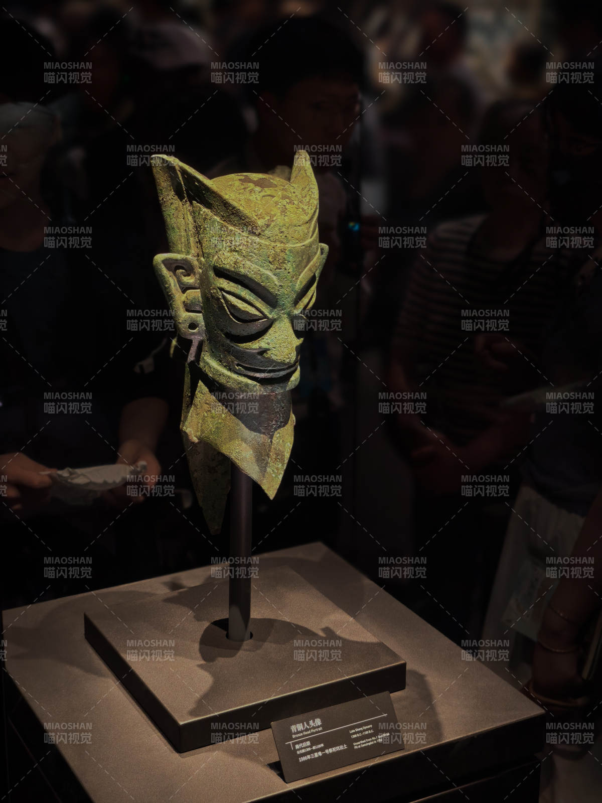 青铜面具展图片