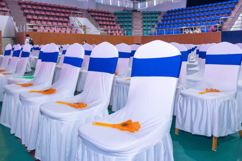 宴会厅布置座椅图片