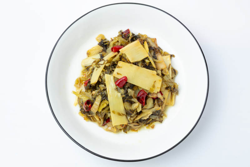 酸菜炒笋片图片