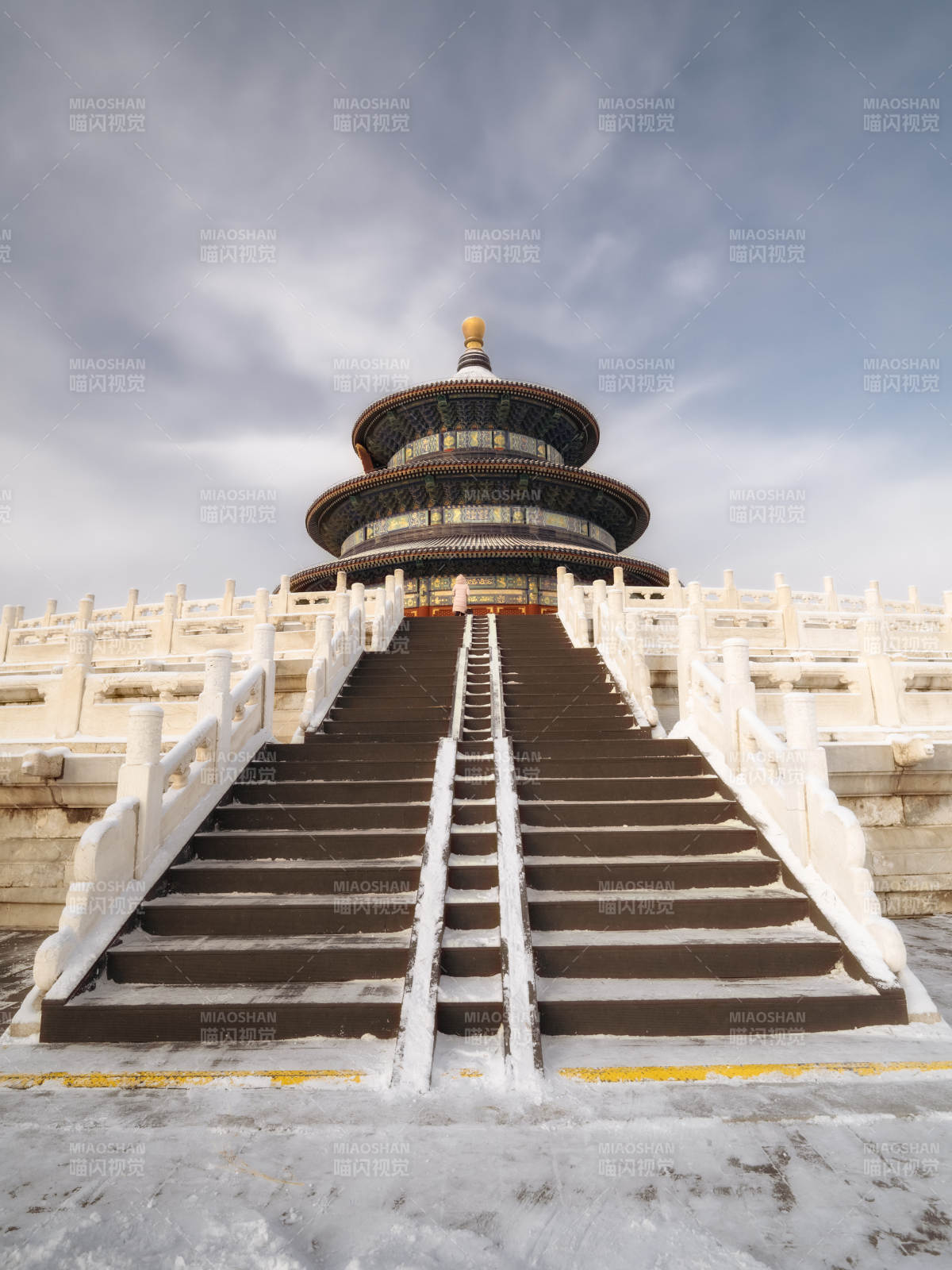 雪中天坛祈年殿图片