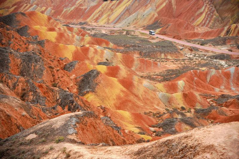 甘肃张掖七彩丹霞地貌图片