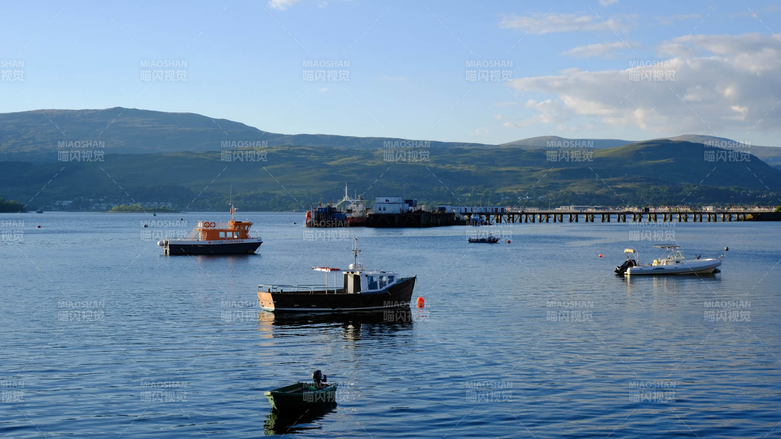苏格兰海湾风光图片