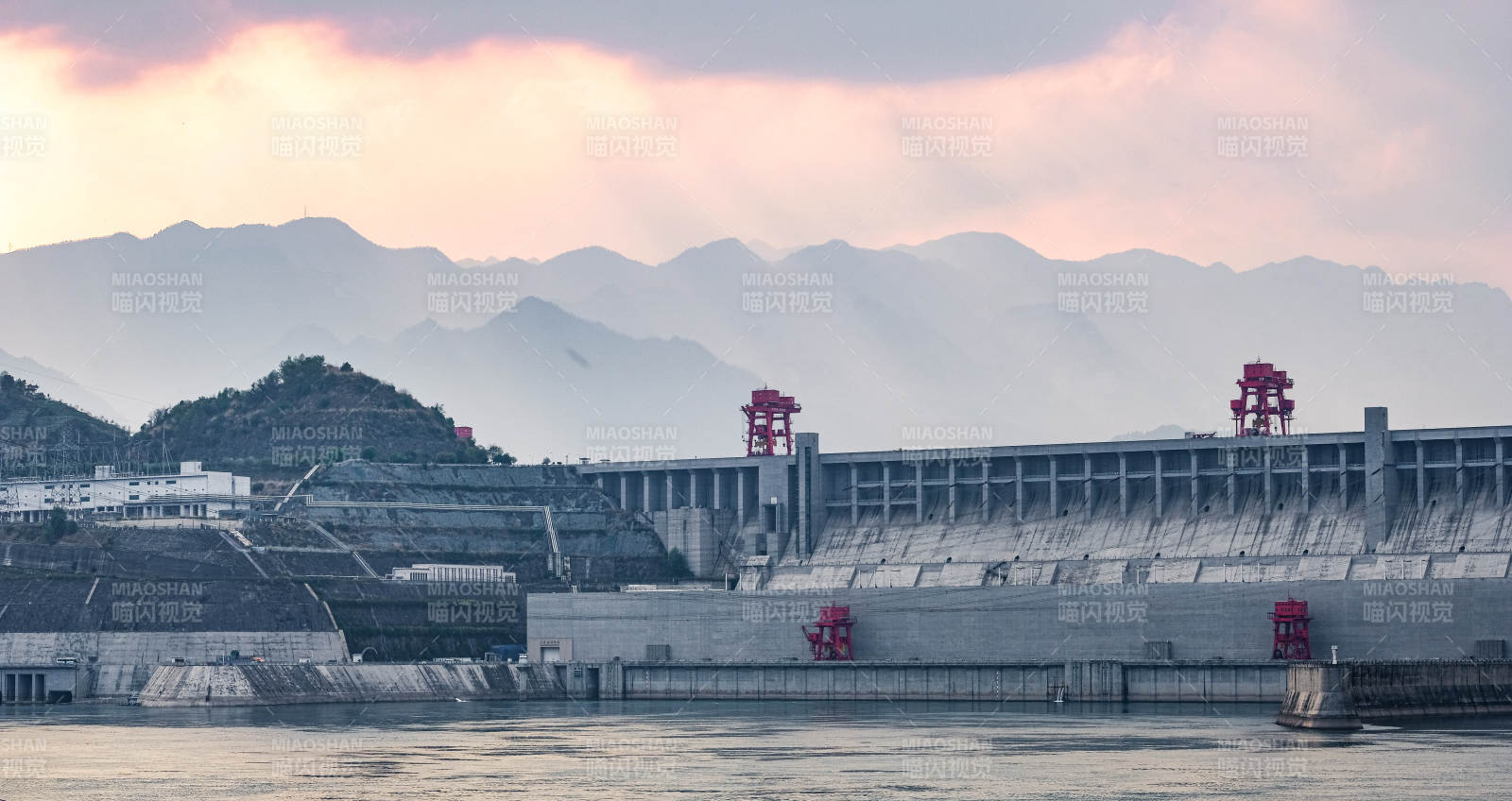 宜昌三峡大坝风光图片