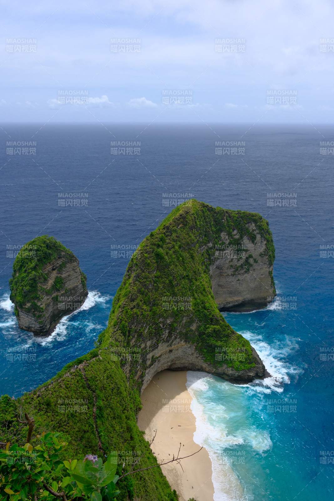 碧海绿岛奇景 佩妮达岛 精灵坠崖图片