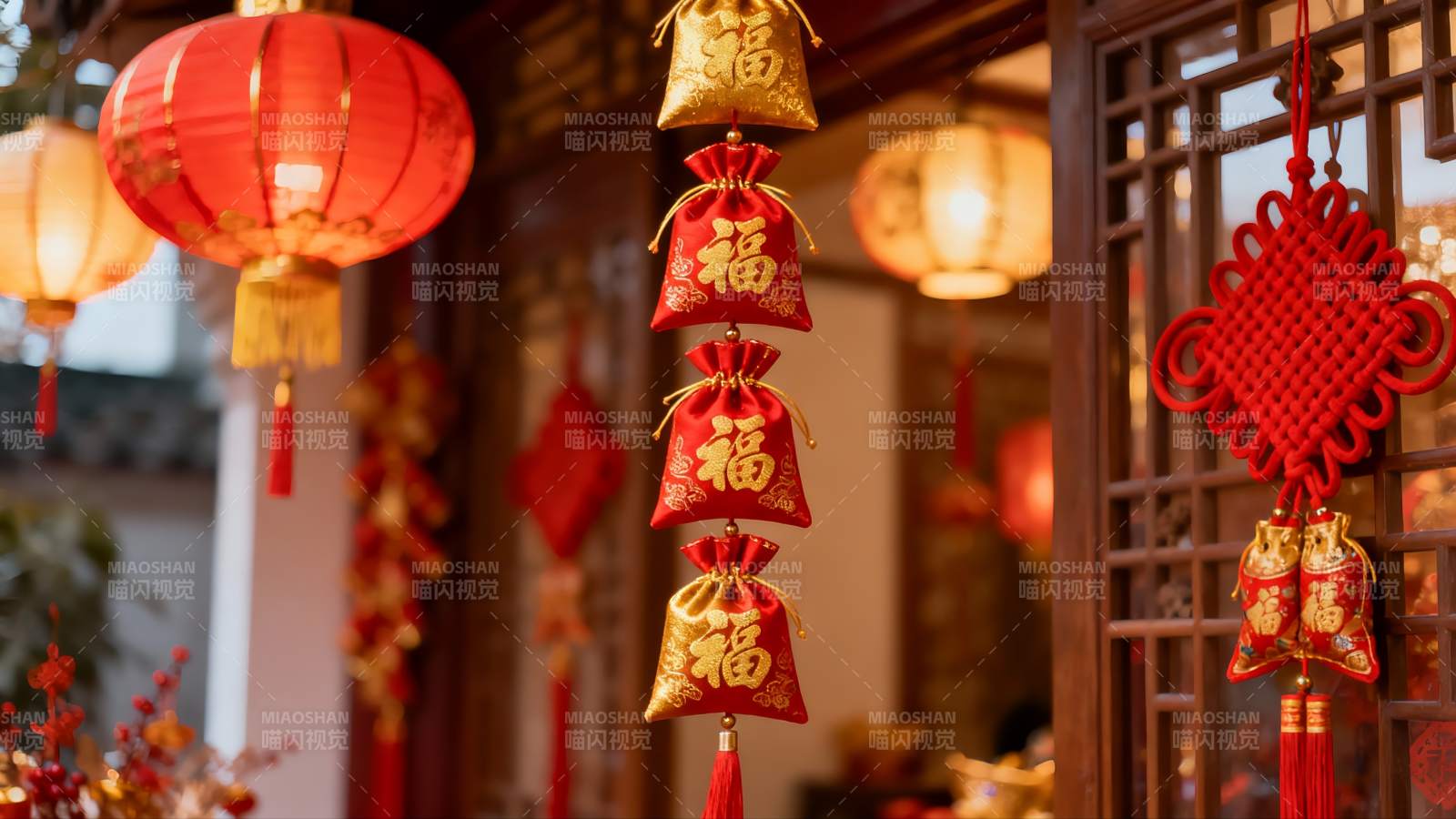 春节装饰挂饰特写图片