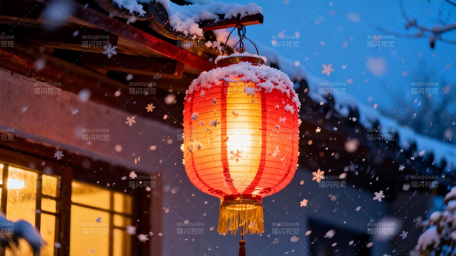 雪夜红灯笼图片