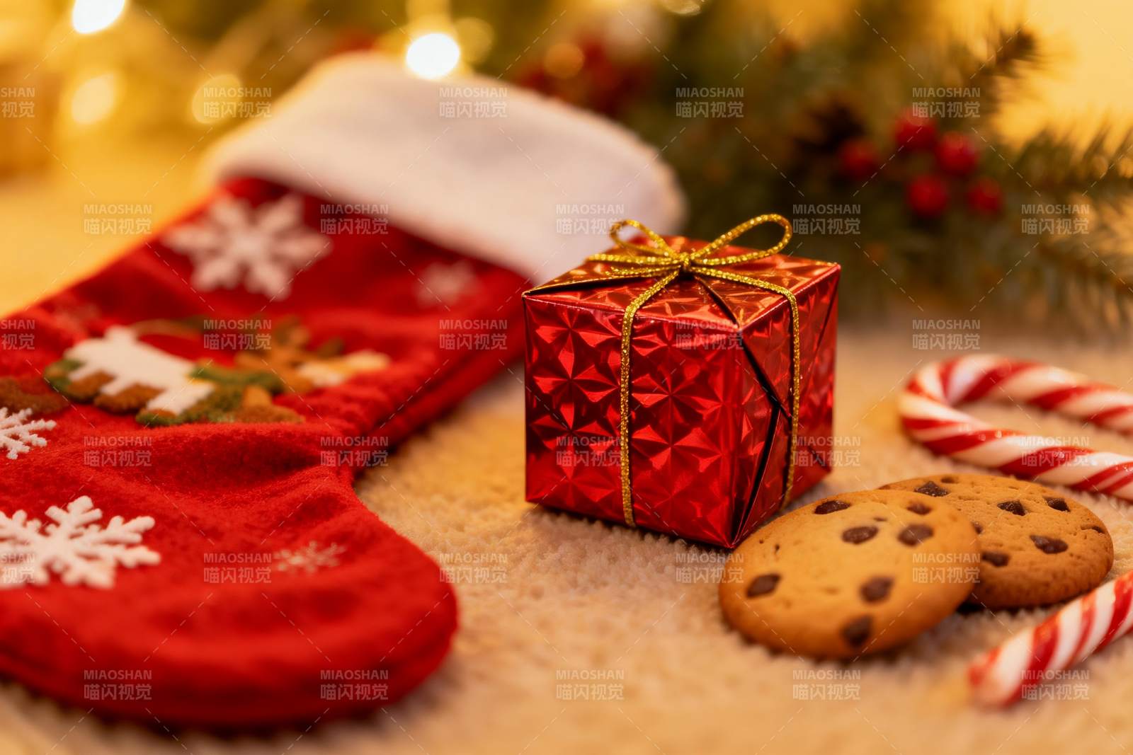 圣诞袜礼盒饼干糖果摆拍图片