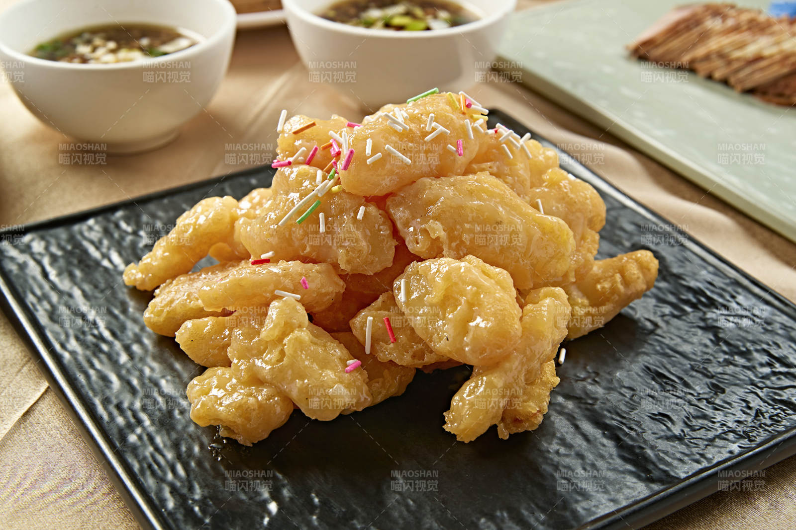 椒盐香炸气泡小酥肉图片