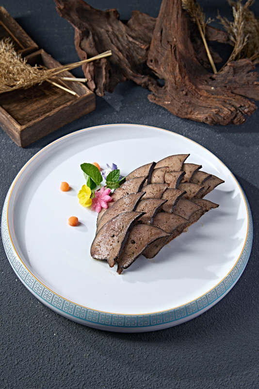 美味中餐凉菜卤味猪肝切片图片