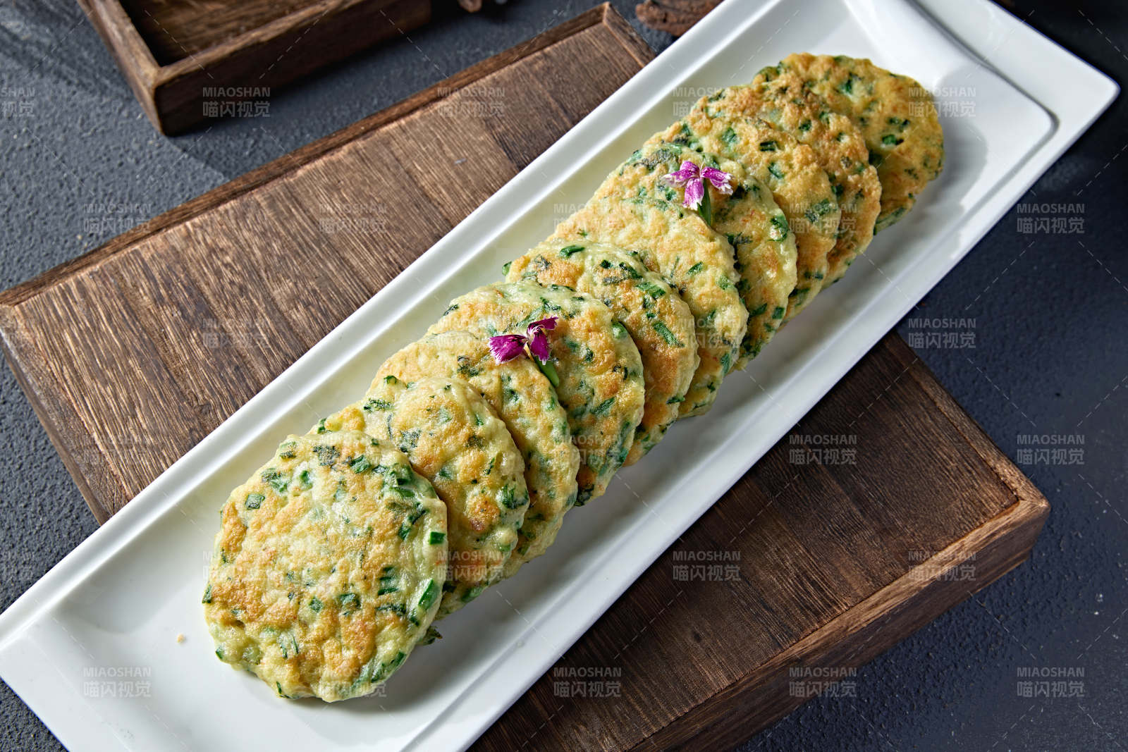 美味地方小吃山西炸韭菜鸡蛋饼图片