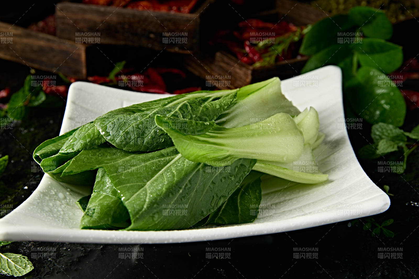 新鲜采摘有机青菜油菜图片