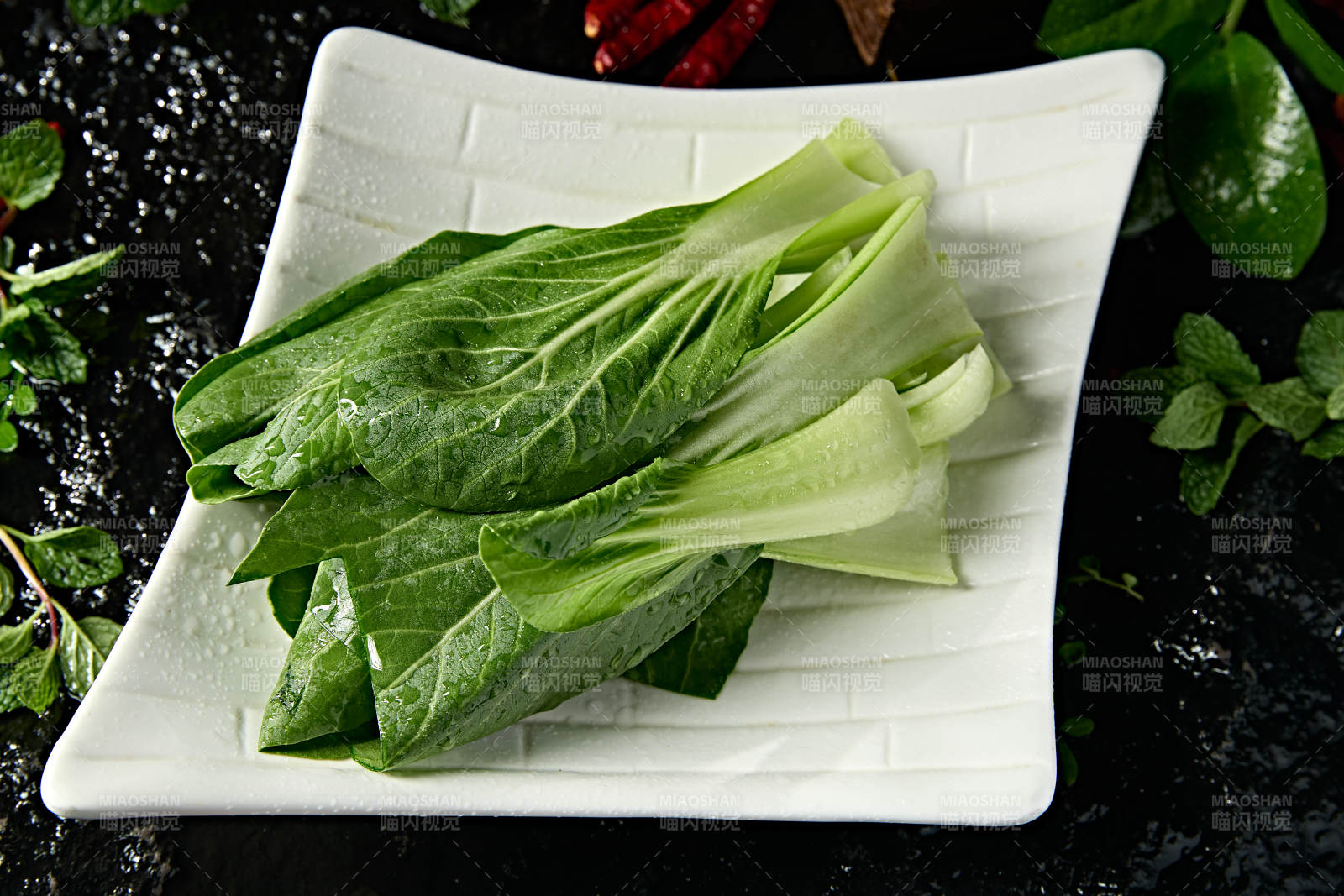 新鲜采摘有机青菜油菜图片