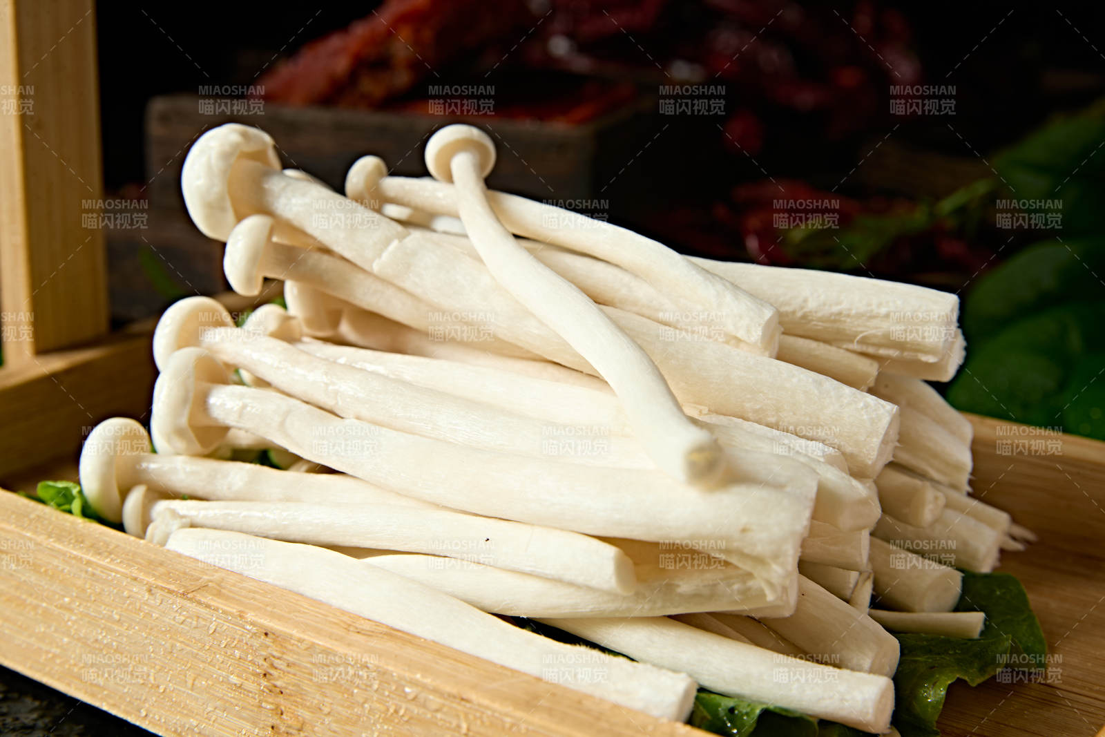 新鲜火锅配菜海鲜菇图片