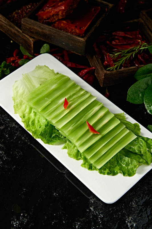 火锅涮品鲜切莴笋片图片