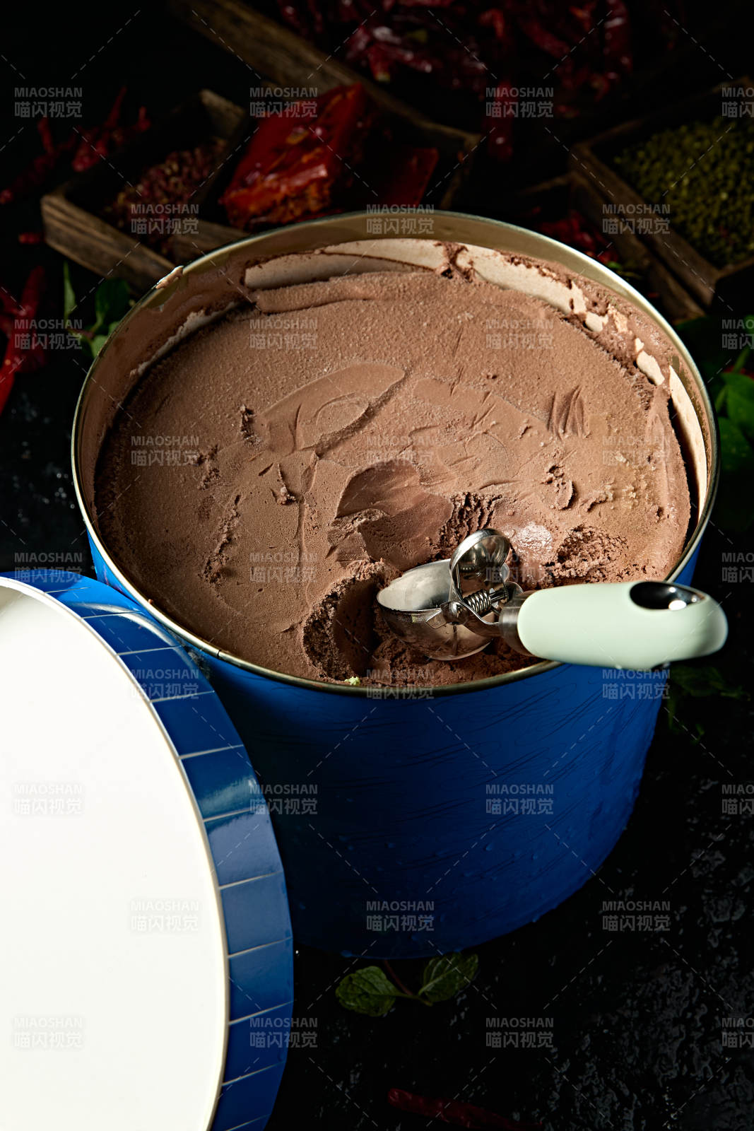 桶装餐饮饭点使用冰淇淋图片