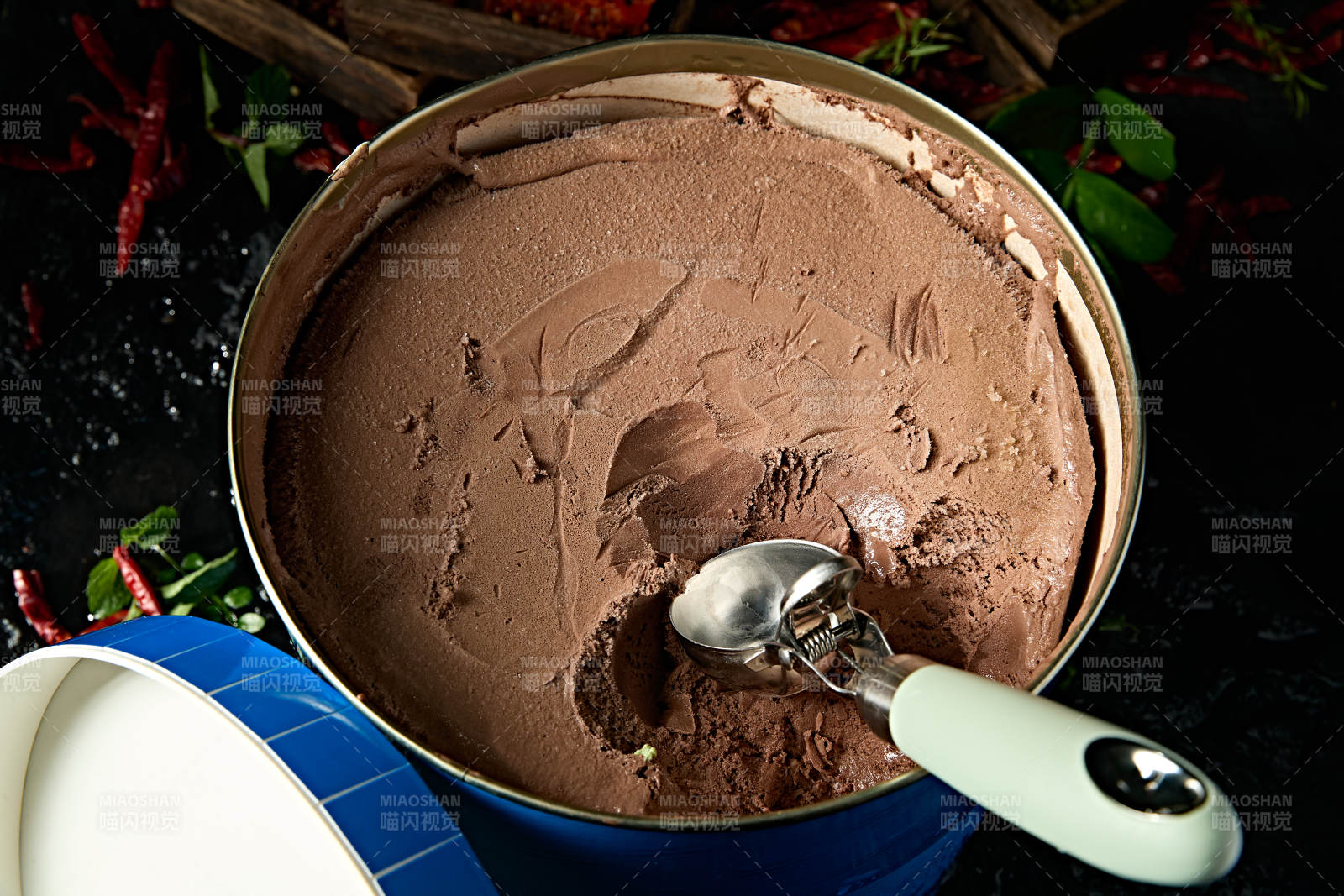 桶装餐饮饭点使用冰淇淋图片