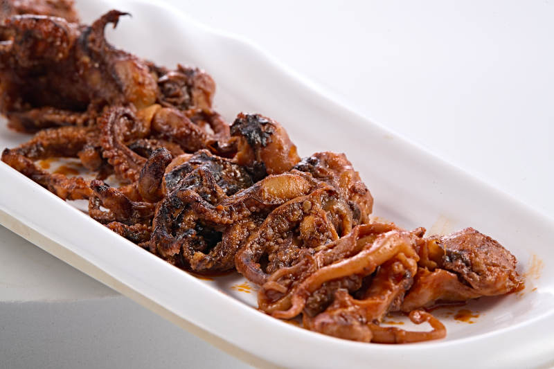 香辣油炸鱿鱼须图片