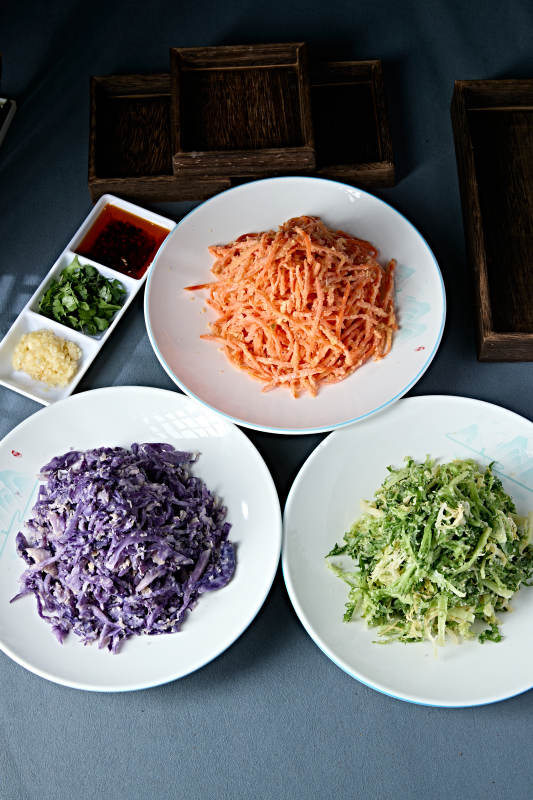 水煮黄面素三样图片