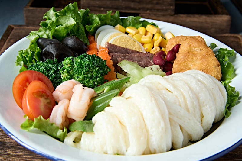 牛筋面为主的轻食健康减脂餐图片